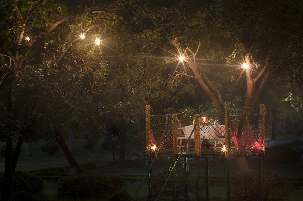 Taj Chandela Khajurāho Buitenkant foto